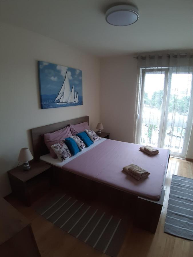 Apartman Petrovic City Center トロギール エクステリア 写真